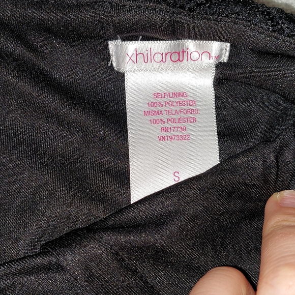 Xhilaration small lace skirt - Picture 3 of 3